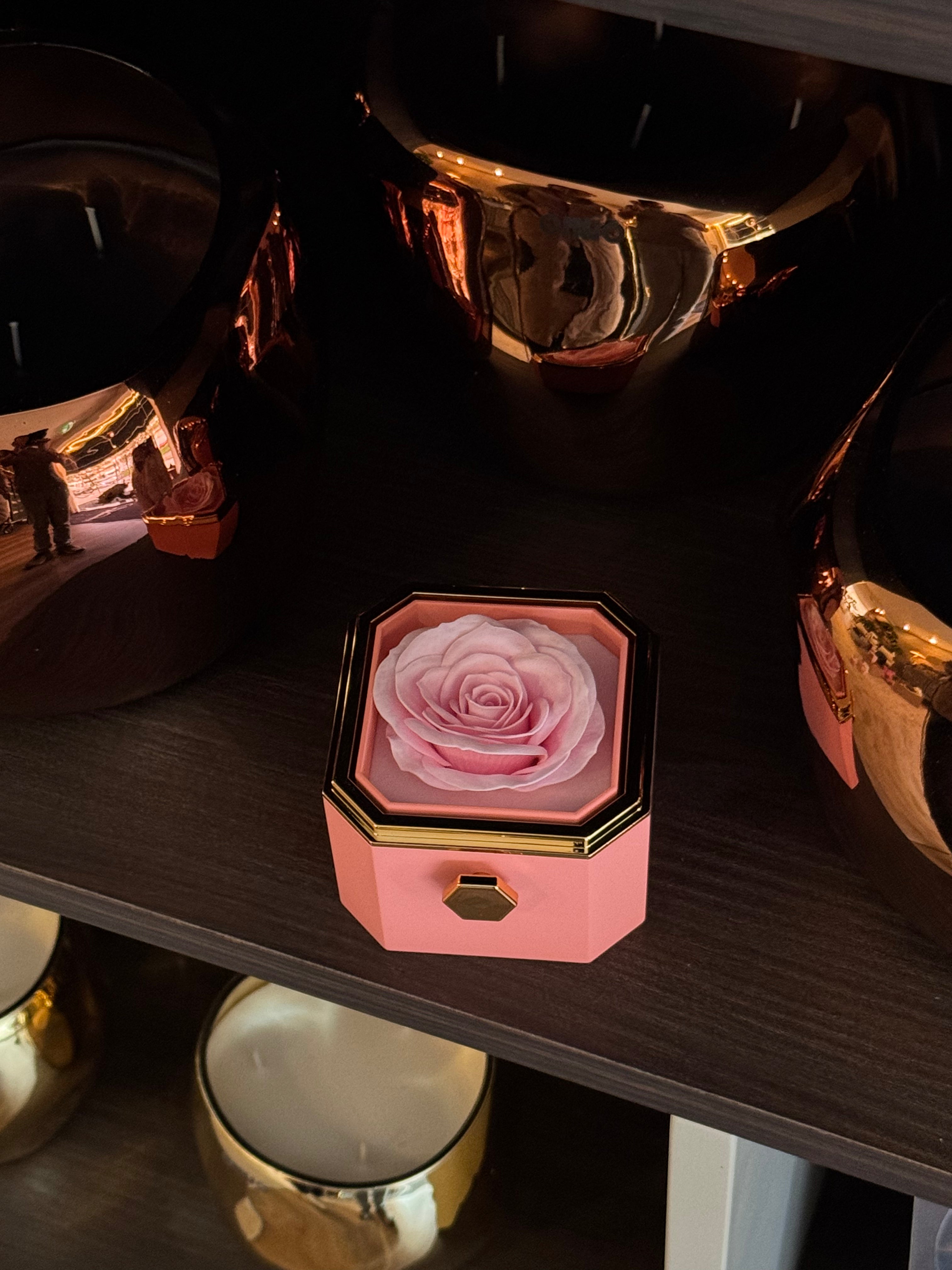 Caixa Rosa Eterna